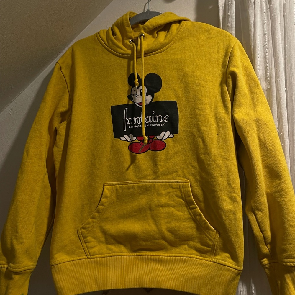China town fontaine Mickey Mouse hoodie